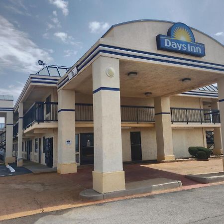 Days Inn Oklahoma City West Екстериор снимка